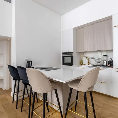 Luxury Renovated - Rue Hoche Appartement