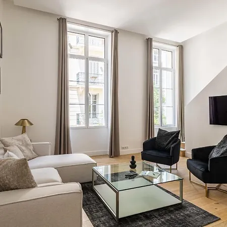 Luxury Renovated - Rue Hoche Appartement